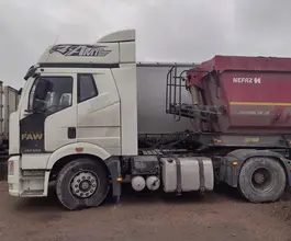 Седельный тягач Седельный тягач FAW JH6 2023 года б/у фото 5