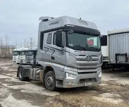 Седельный тягач Седельный тягач FAW J7 2023 года б/у
