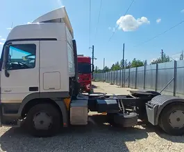 Седельный тягач Седельный тягач Mercedes-Benz Actros 2017 года б/у фото 4