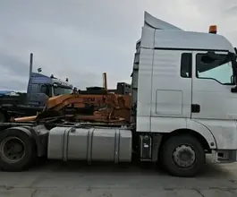 Седельный тягач Седельный тягач SITRAK c7h 2023 года б/у фото 3
