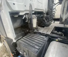 Седельный тягач Седельный тягач Mercedes-Benz Actros 2024 года б/у фото 4