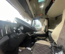 Седельный тягач Седельный тягач Mercedes-Benz Actros 2023 года б/у фото 2