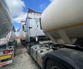 Седельный тягач Седельный тягач Mercedes-Benz Actros 2023 года б/у фото 4