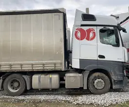Седельный тягач Седельный тягач Mercedes-Benz Actros 2021 года б/у фото 4