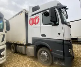Седельный тягач Седельный тягач Mercedes-Benz Actros 2020 года б/у