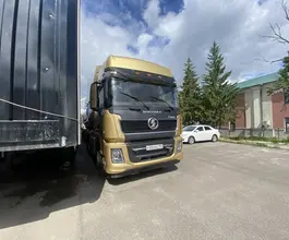 Седельный тягач Седельный тягач Shacman SX42584V324 2023 года б/у