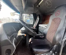 Седельный тягач Седельный тягач Mercedes-Benz Actros 2015 года б/у фото 4