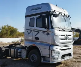 Седельный тягач Седельный тягач FAW J7 2023 года б/у