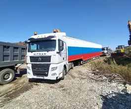 Седельный тягач Седельный тягач SITRAK c7h 2023 года б/у фото 2