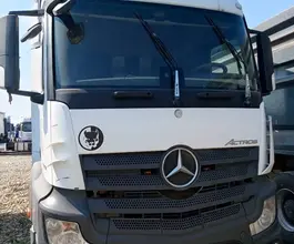 Седельный тягач Седельный тягач Mercedes-Benz Actros 2016 года б/у