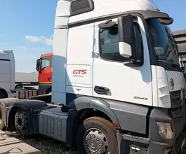 Седельный тягач Седельный тягач Mercedes-Benz Actros 2016 года б/у фото 2
