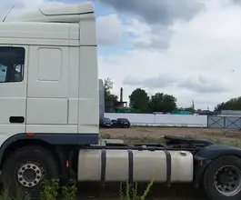Седельный тягач Седельный тягач DAF XF 2017 года б/у фото 4