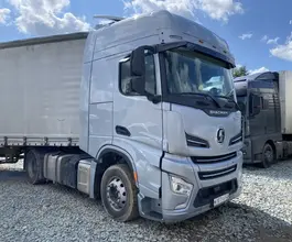 Седельный тягач Седельный тягач Shacman SX4188YY381 2023 года б/у