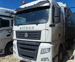 Седельный тягач Седельный тягач SITRAK c7h 2022 года б/у фото 3