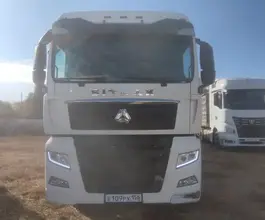Седельный тягач Седельный тягач SITRAK c7h 2023 года б/у фото 4