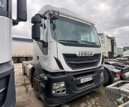 Седельный тягач Седельный тягач IVECO Stralis 2016 года б/у