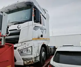 Седельный тягач Седельный тягач FAW J7 2023 года б/у фото 2