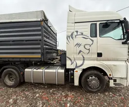Седельный тягач Седельный тягач SITRAK c7h 2023 года б/у фото 5