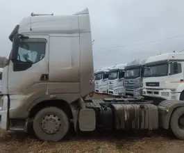 Седельный тягач Седельный тягач Chenglong LZ4181H7AB 2023 года б/у фото 4