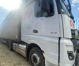 Седельный тягач Седельный тягач Mercedes-Benz Actros 2023 года б/у фото 3