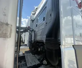 Седельный тягач Седельный тягач Mercedes-Benz Actros 2024 года б/у фото 4
