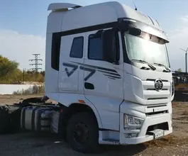Седельный тягач Седельный тягач FAW J7 2023 года б/у