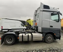 Седельный тягач Седельный тягач Mercedes-Benz E-Class 2023 года б/у фото 5