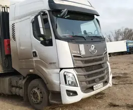 Седельный тягач Седельный тягач Chenglong LZ4181H7AB 2023 года б/у
