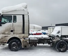 Седельный тягач Седельный тягач SITRAK c7h 2023 года б/у фото 3