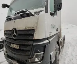 Седельный тягач Седельный тягач Mercedes-Benz Actros 2023 года б/у фото 2