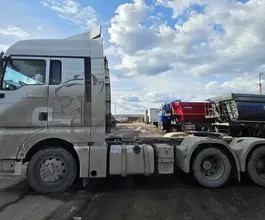 Седельный тягач Седельный тягач SITRAK c7h 2022 года б/у фото 3