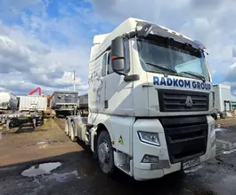 Седельный тягач Седельный тягач SITRAK c7h 2023 года б/у