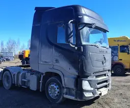 Седельный тягач Седельный тягач Dongfeng DFH4180 2023 года б/у