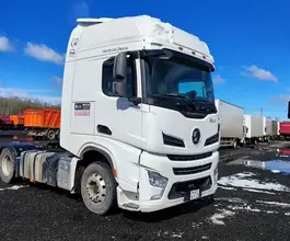 Седельный тягач Седельный тягач Shacman SX4188YY381 2023 года б/у
