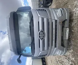 Седельный тягач Седельный тягач FAW J7 2023 года б/у фото 2
