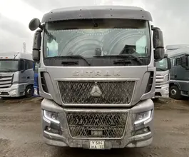 Седельный тягач Седельный тягач SITRAK C7H MAX 2023 года б/у фото 2