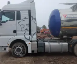 Седельный тягач Седельный тягач SITRAK c7h 2023 года б/у фото 4