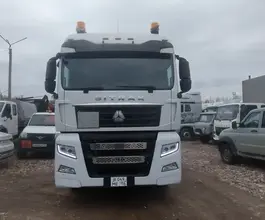 Седельный тягач Седельный тягач SITRAK c7h 2023 года б/у