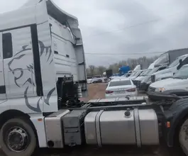 Седельный тягач Седельный тягач SITRAK c7h 2023 года б/у фото 3