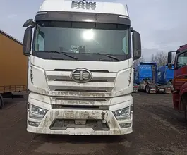 Седельный тягач Седельный тягач FAW J7 ADR 2023 года б/у фото 2