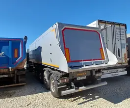 Самосвальный полуприцеп Bodex KIS 4WA1 2023 года б/у