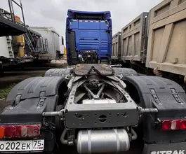 Седельный тягач Седельный тягач SITRAK c7h 2022 года б/у фото 5