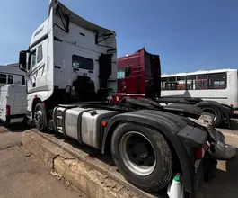 Седельный тягач Седельный тягач FAW J7 2023 года б/у фото 4