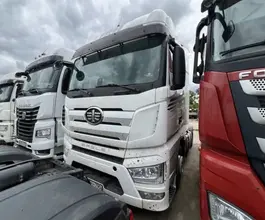 Седельный тягач Седельный тягач FAW J7 2023 года б/у