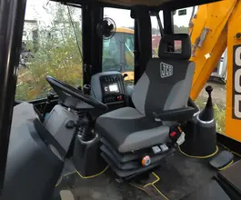 Экскаватор-погрузчик JCB 3DX 2023 года б/у фото 5