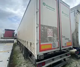 Шторный полуприцеп Grunwald 9453 2021 года б/у