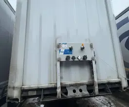 Тентованный полуприцеп ТТМ ЦЕНТР 932200 2023 года б/у фото 3