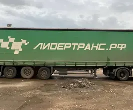 Тентованный полуприцеп Schmitz SCS 24 - 9084 2017 года б/у фото 4