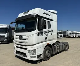 Седельный тягач Седельный тягач FAW J7 2023 года б/у фото 2