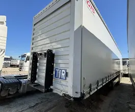 Тентованный полуприцеп CIMC SX03 2023 года б/у